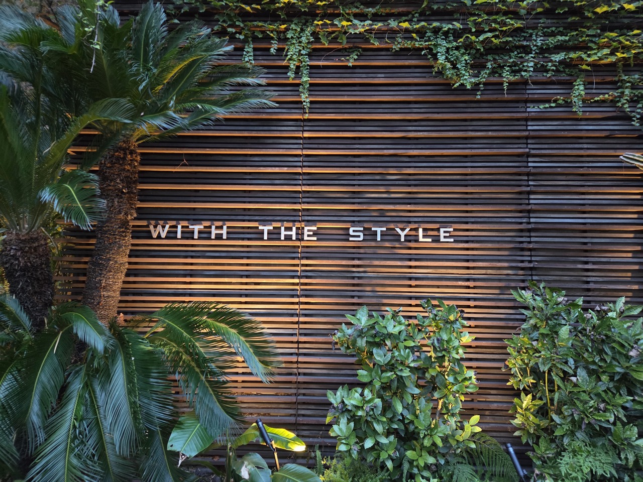 代表取締役の就任10周年記念パーティー